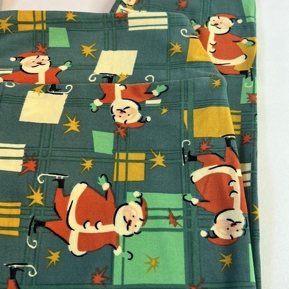 2 LulaRoe One Size leggings - Picture 4 of 6